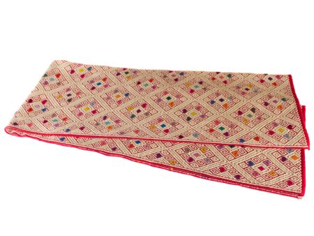 White & Red Table Runner, Backstrap Weaving Fashion