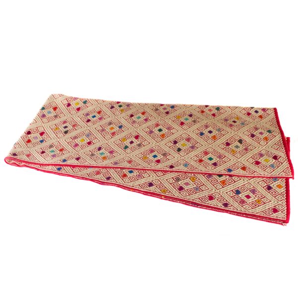 White & Red Table Runner, Backstrap Weaving Fashion