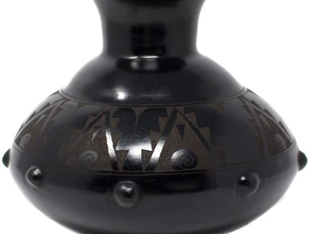 Semi-flat, Maw and Mouth Rounding Dots Jug, Scribed Black Clay Cheap