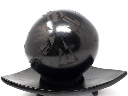 Triangular Fruit Platter, Single Large Ball, Scribed Black Clay Fashion