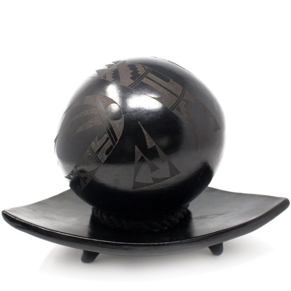 Triangular Fruit Platter, Single Large Ball, Scribed Black Clay Fashion